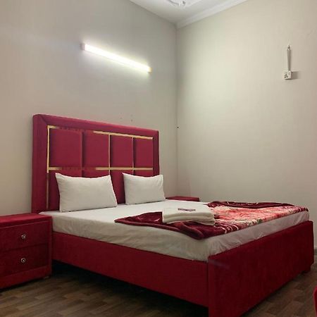 Eden Plus Executive Hotel Лахор Экстерьер фото
