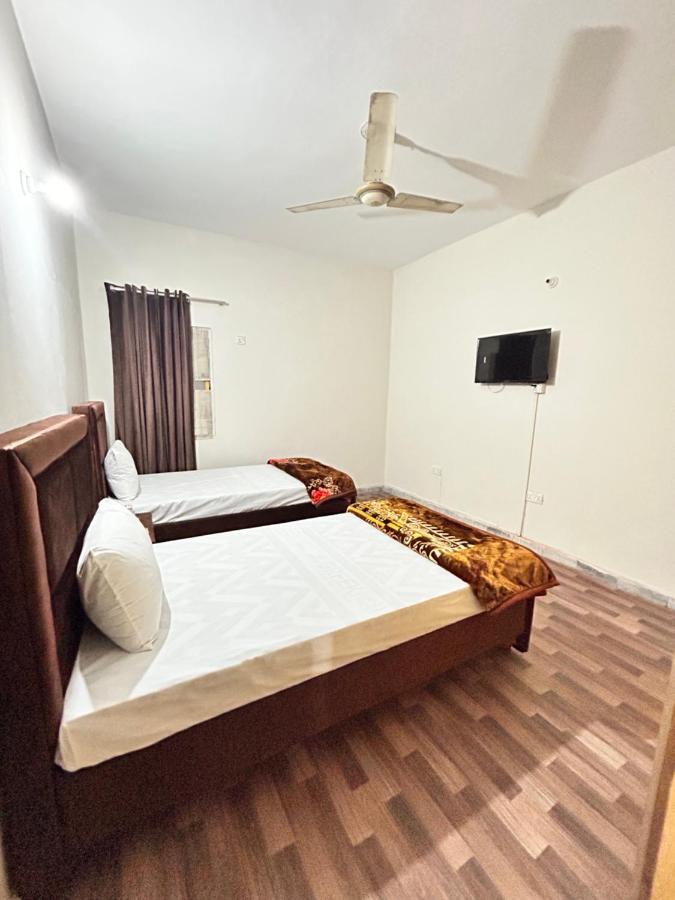 Eden Plus Executive Hotel Лахор Экстерьер фото