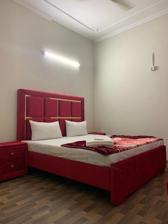 Eden Plus Executive Hotel Лахор Экстерьер фото