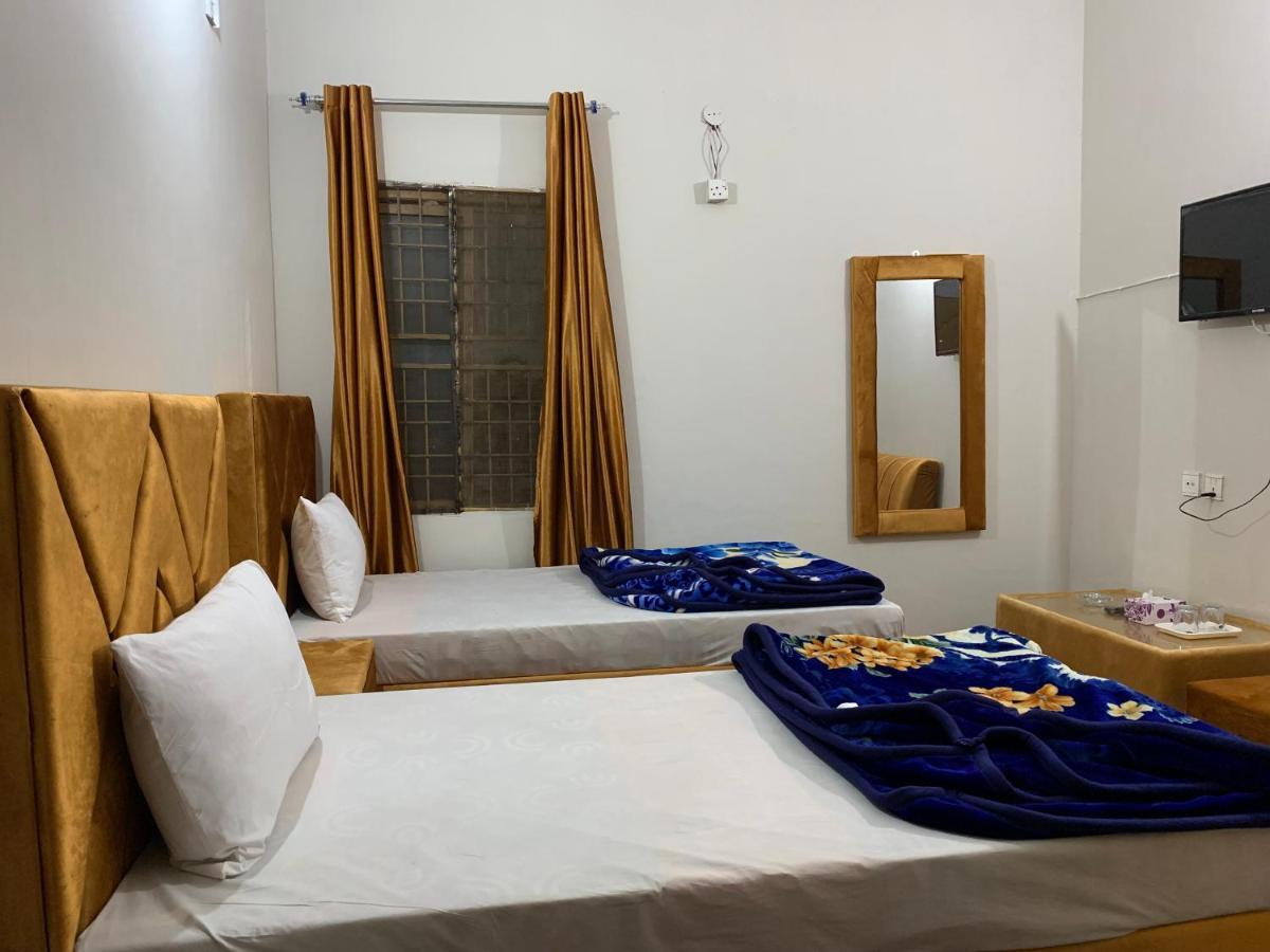 Eden Plus Executive Hotel Лахор Экстерьер фото